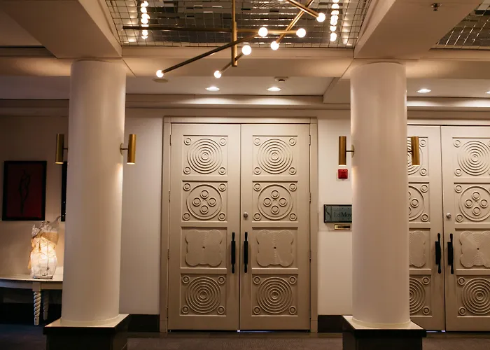 Hotel Saint-Sulpice Montreal